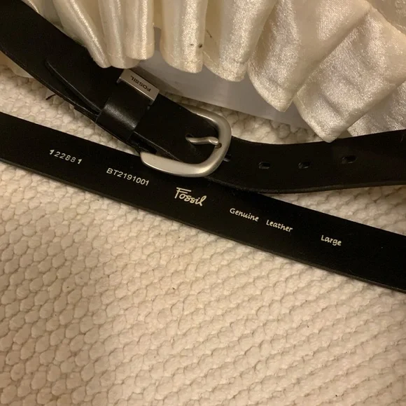 FOSSIL - Picture 3 of 6